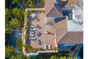 737 Crandon Blvd Ph-2, Key Biscayne
