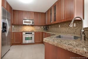 118 Zamora Ave 408, Coral Gables