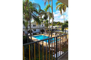 2240 Johnson St 208, Hollywood