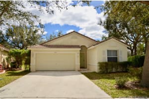4912 Nw 54th Ave, Coconut Creek