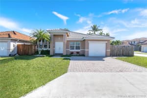 8249 Sw 163rd Pl, Miami