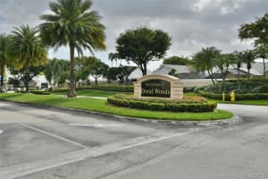 4757 Nw 98th Pl, Doral