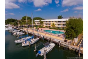 100 Edgewater Dr 242, Coral Gables