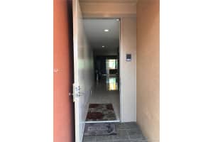 15534 Cairnryan Ct, Miami Lakes