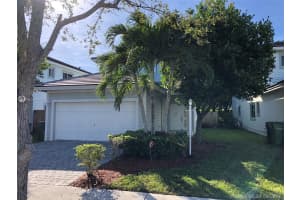 3158 Ne 3rd Dr, Homestead