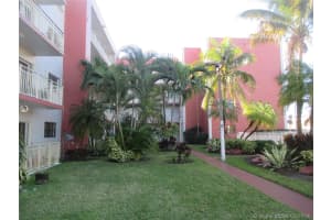 8401 Nw 8th St 107, Miami