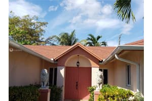 9031 N Lake Miramar Cir, Miramar 9031 N Lake Miramar Cir, Miramar