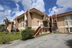 3901 Sw 109th Ave 6c, Miami