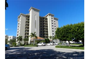 370 Golfview 104, North Palm Beach