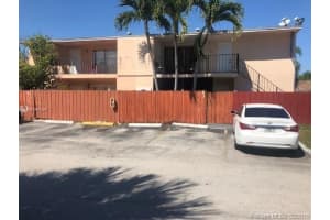 15680 Sw 82nd Cir Ln 8-6, Miami 15680 Sw 82nd Cir Ln 8-6, Miami