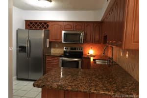 7525 Sw 153 Pl 102-11, Miami