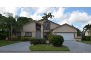 8651 Nw 80th St, Tamarac