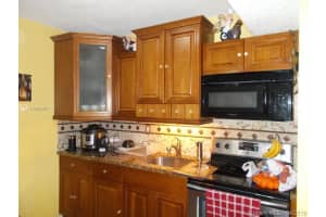 870 Sw 129th Pl 205, Miami