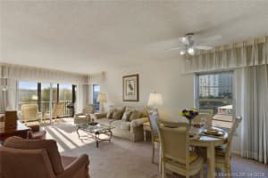 4117 Bougainvilla Dr 405, Lauderdale By The Sea