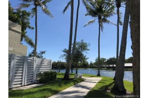 524 Nw 97th Ave 524, Plantation