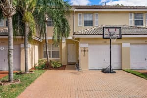 8995 Nw 53rd Ct 8995, Sunrise