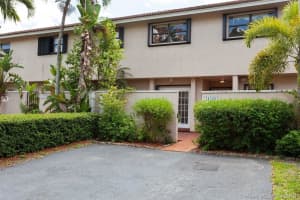 11660 Sw 91st Ter, Miami