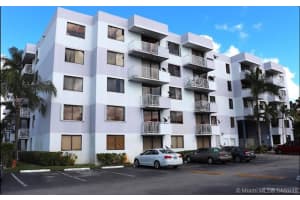 8251 Nw 8 301, Miami