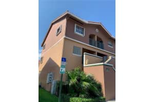 10026 Hammocks Blvd 201, Miami