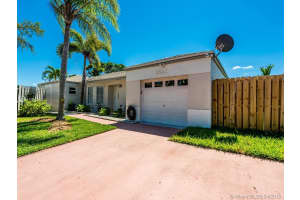 9842 Sw 222 Te, Cutler Bay