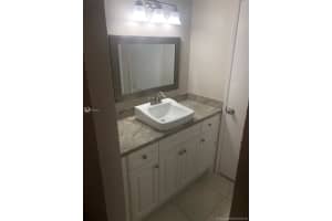 1221 Sw 122nd Ave 309, Miami