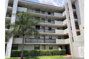 10315 Nw 9th St Cir 104-14, Miami