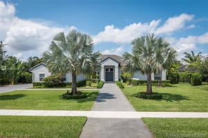 14601 N Jockey Cir N, Davie 14601 N Jockey Cir N, Davie