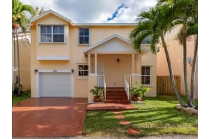 10161 Nw 6th St, Pembroke Pines