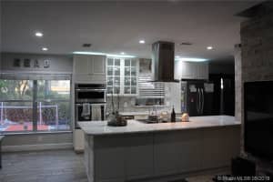 4705 Grapevine Way 4705, Davie