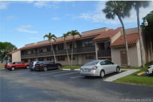 210 W Park Dr 103-2, Miami