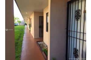 5835 W 20th Ave 107, Hialeah
