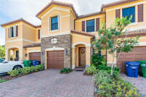 11254 Nw 88th Ter, Doral