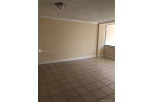 7545 E Treasure Dr 4j, North Bay Village