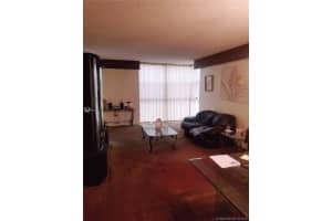 18000 Nw 68th Ave 104-a, Hialeah