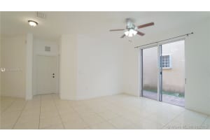 11268 Nw 43rd Ter, Doral