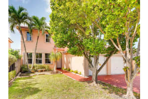 16284 Sw 82nd St, Miami