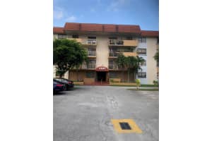 1101 Sw 122nd Ave 212, Miami