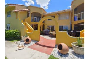 15615 Sw 74th Cir Dr 10-2, Miami