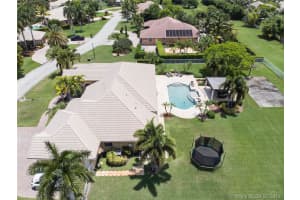 13162 Sw 19th St, Davie