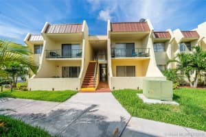 13866 Sw 90th Ave 103-ll, Miami