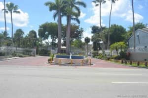 6740 Nw 175th Ln E-20, Hialeah