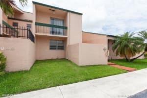 9173 Fontainebleau Blvd 7, Miami