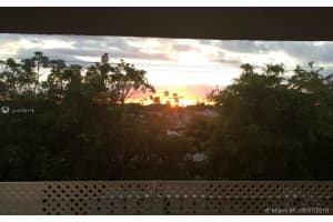 1990 W 56th St 1207, Hialeah 1990 W 56th St 1207, Hialeah