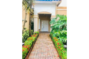 10924 Nw 67th St ., Doral