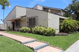 9175 Fontainebleau Blvd 1, Miami