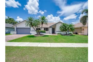 1911 W Oak Knoll Cir, Davie 1911 W Oak Knoll Cir, Davie