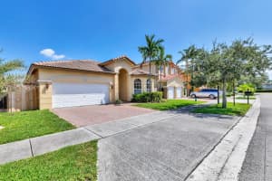7891 Nw 113 Pl, Doral