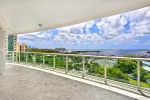 2645 S Bayshore Dr 903, Miami