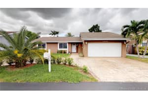 10038 Sw 145th Ct, Miami