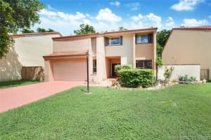8910 Sw 150th Ct Cir N, Miami